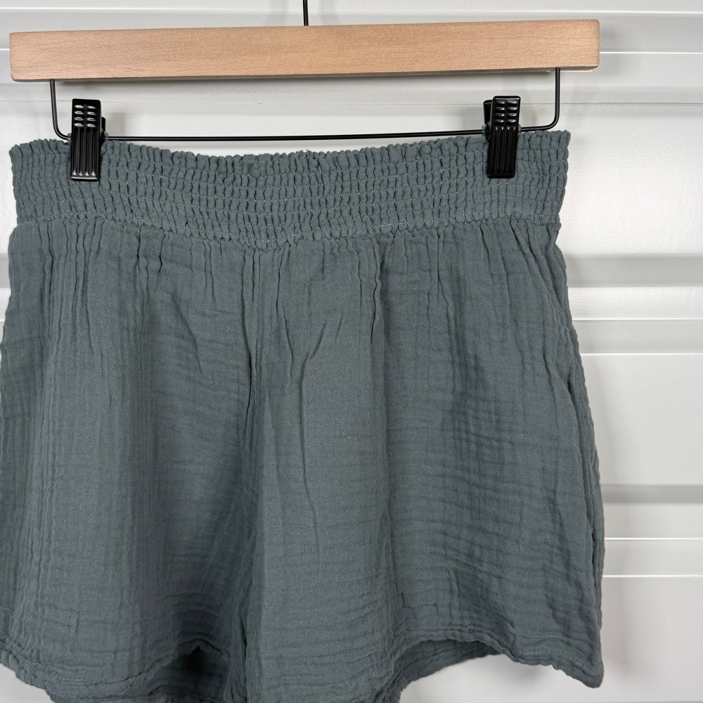 Michael Stars Womens Smocked Waist Gauze Shorts Blue Grey Relaxed Fit Large - Picture 7 of 7